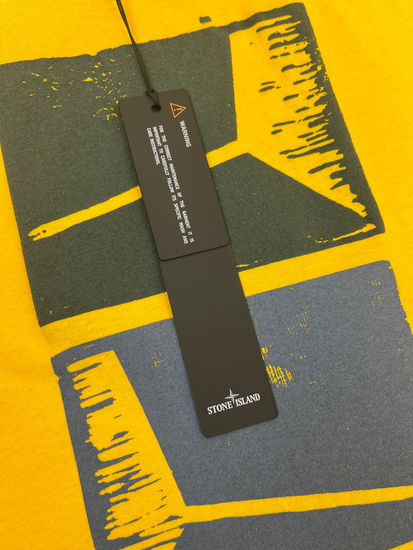 Stone Island Graphic T-shirt - Yellow